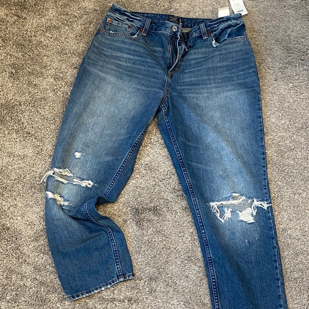 Abercrombie & Fitch Annie Girlfriend Jeans Size 30 R NWT